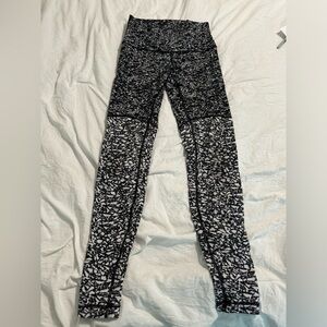 LULULEMON Wunder under leggings